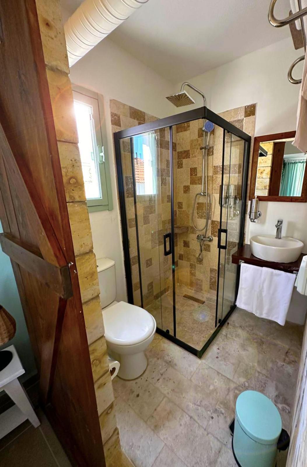 Hotel Monk Island Smirne Esterno foto