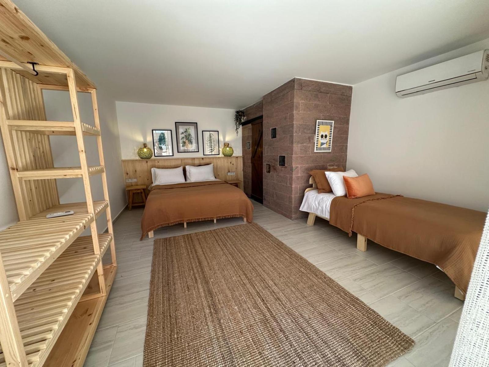 Hotel Monk Island Smirne Esterno foto