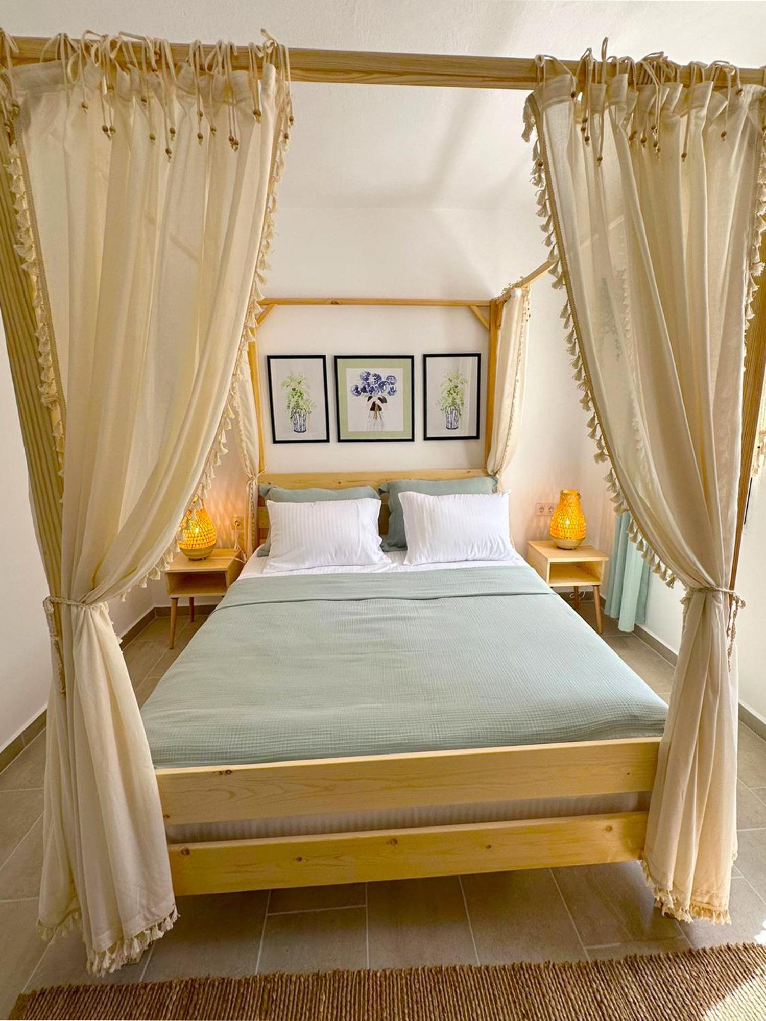 Hotel Monk Island Smirne Esterno foto